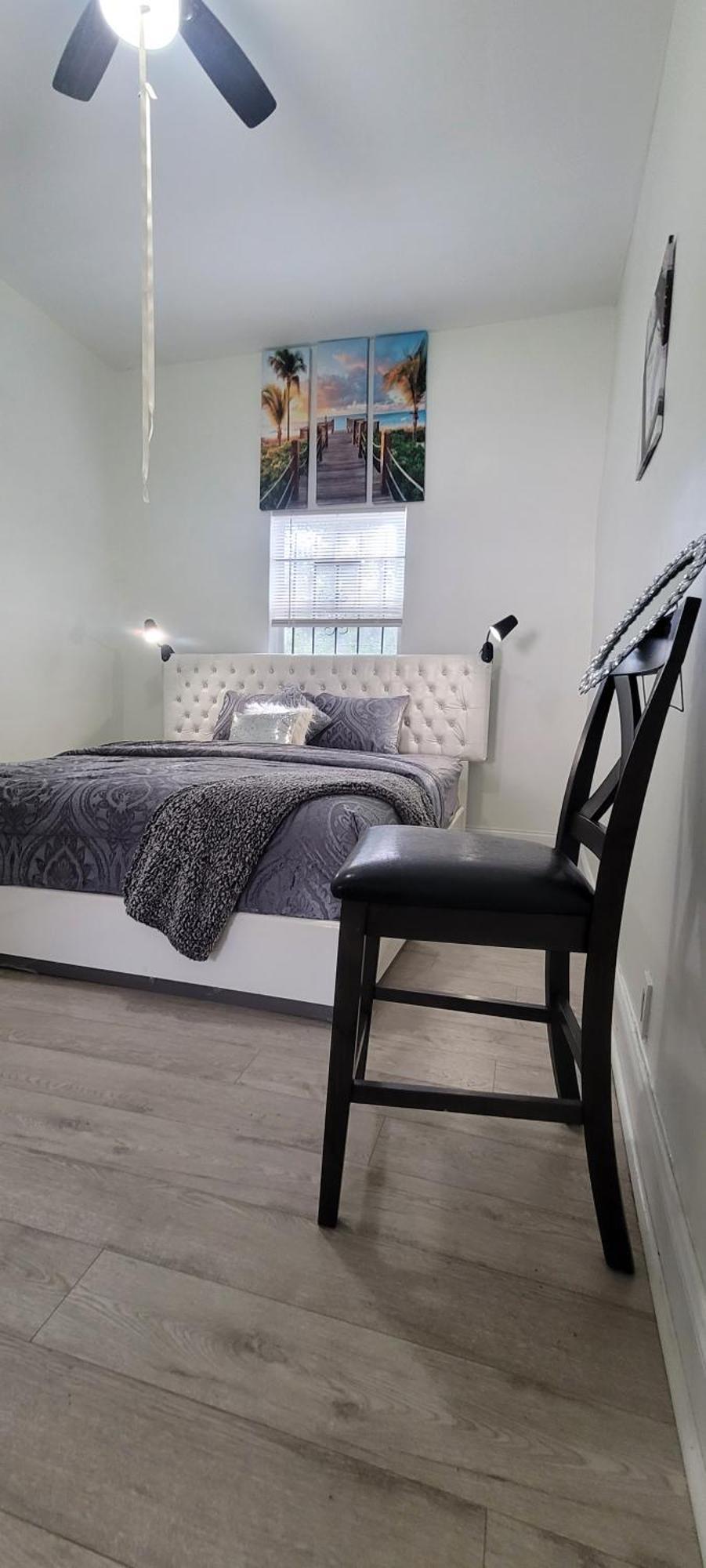 Large, Central, Lovely & Cozy 4Bed/2Bath - House By Everbank Stadium Jacksonville Kültér fotó