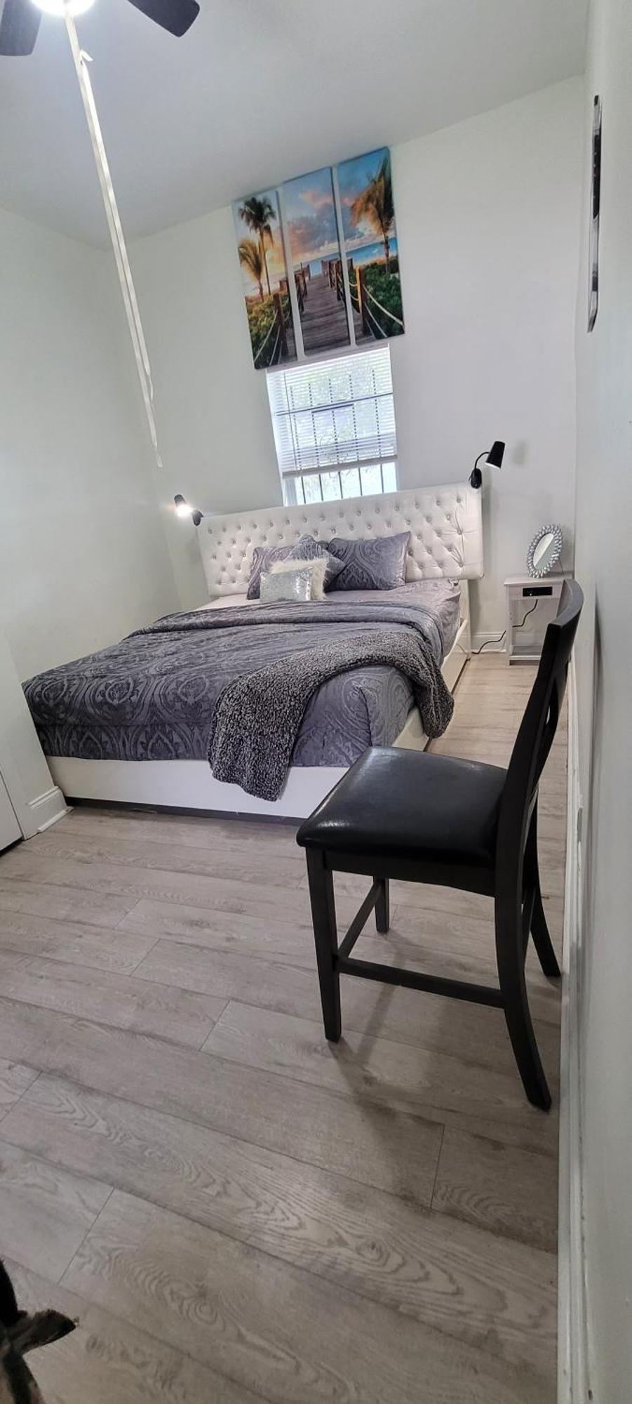 Large, Central, Lovely & Cozy 4Bed/2Bath - House By Everbank Stadium Jacksonville Kültér fotó